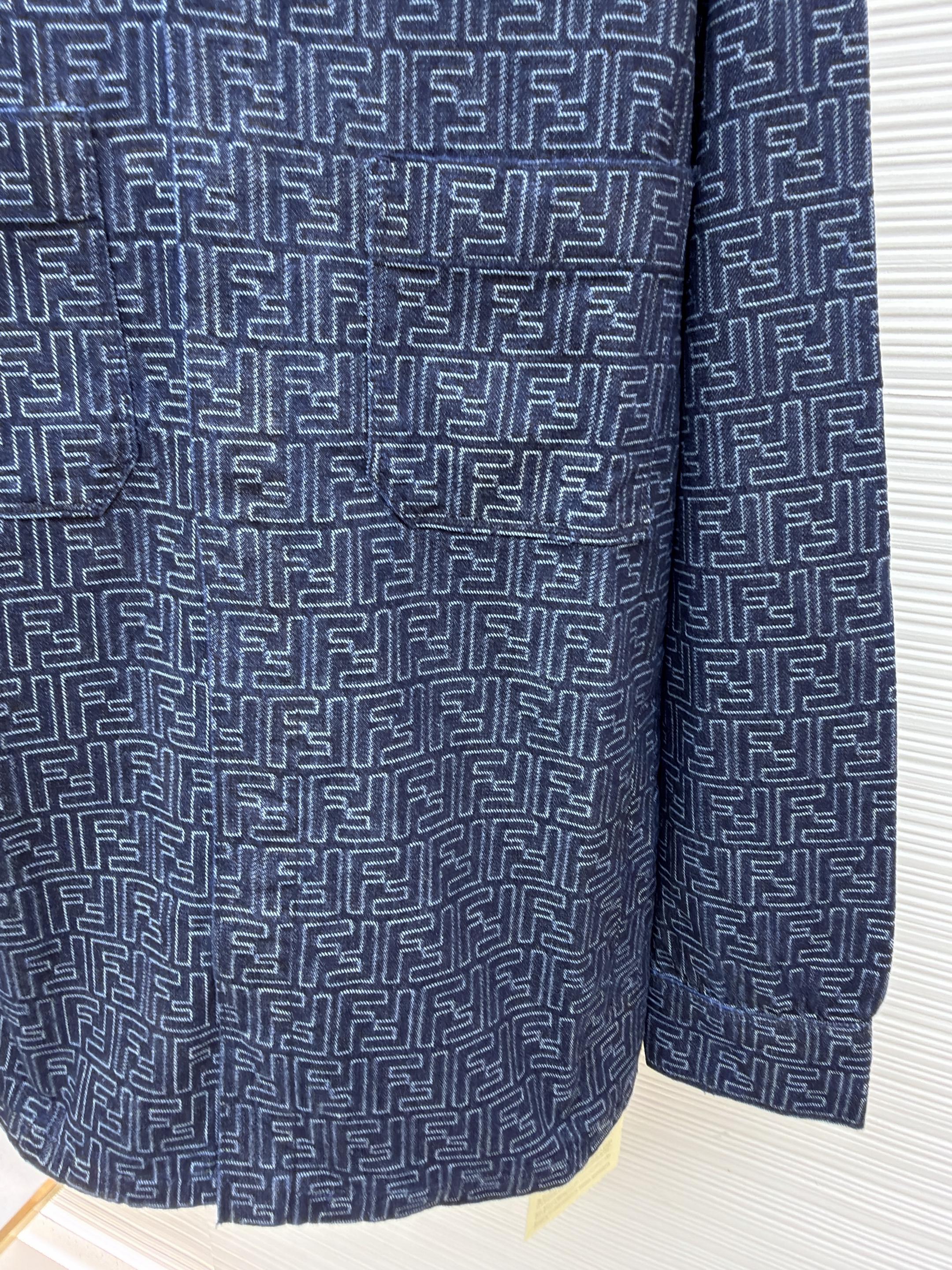FENDI 芬迪 FF提花牛仔衬衫外套 牛仔衣 夹克 长袖 秋冬 蓝色 B0