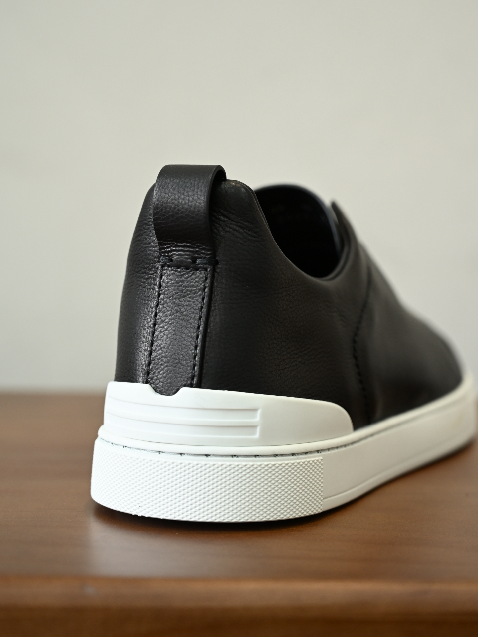 ZE2617 杰尼亚  Zegna Triple -(Smooth Leather) Laceless Sneakers -C0