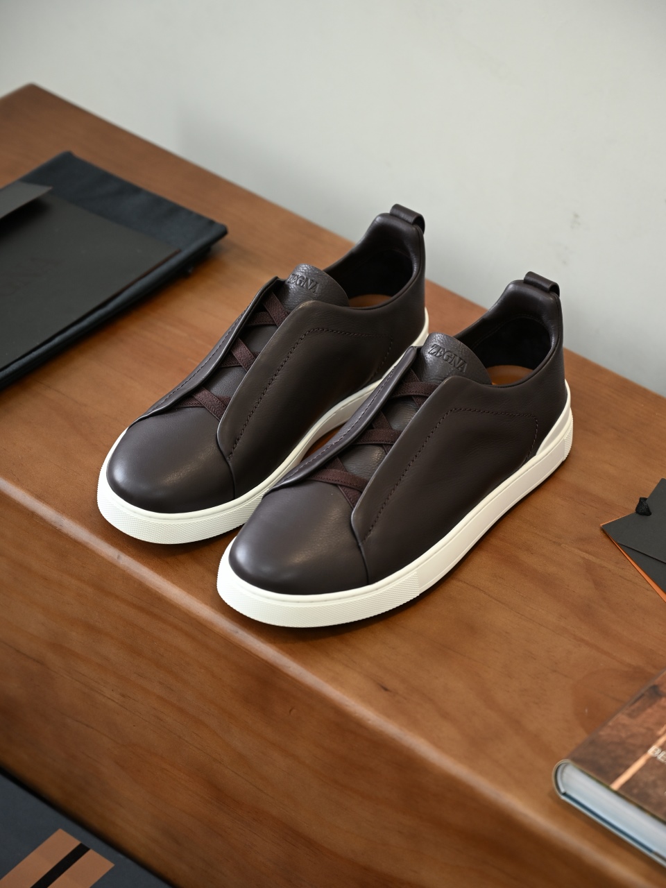 ZE2617 杰尼亚  Zegna Triple -(Smooth Leather) Laceless Sneakers -C0-02