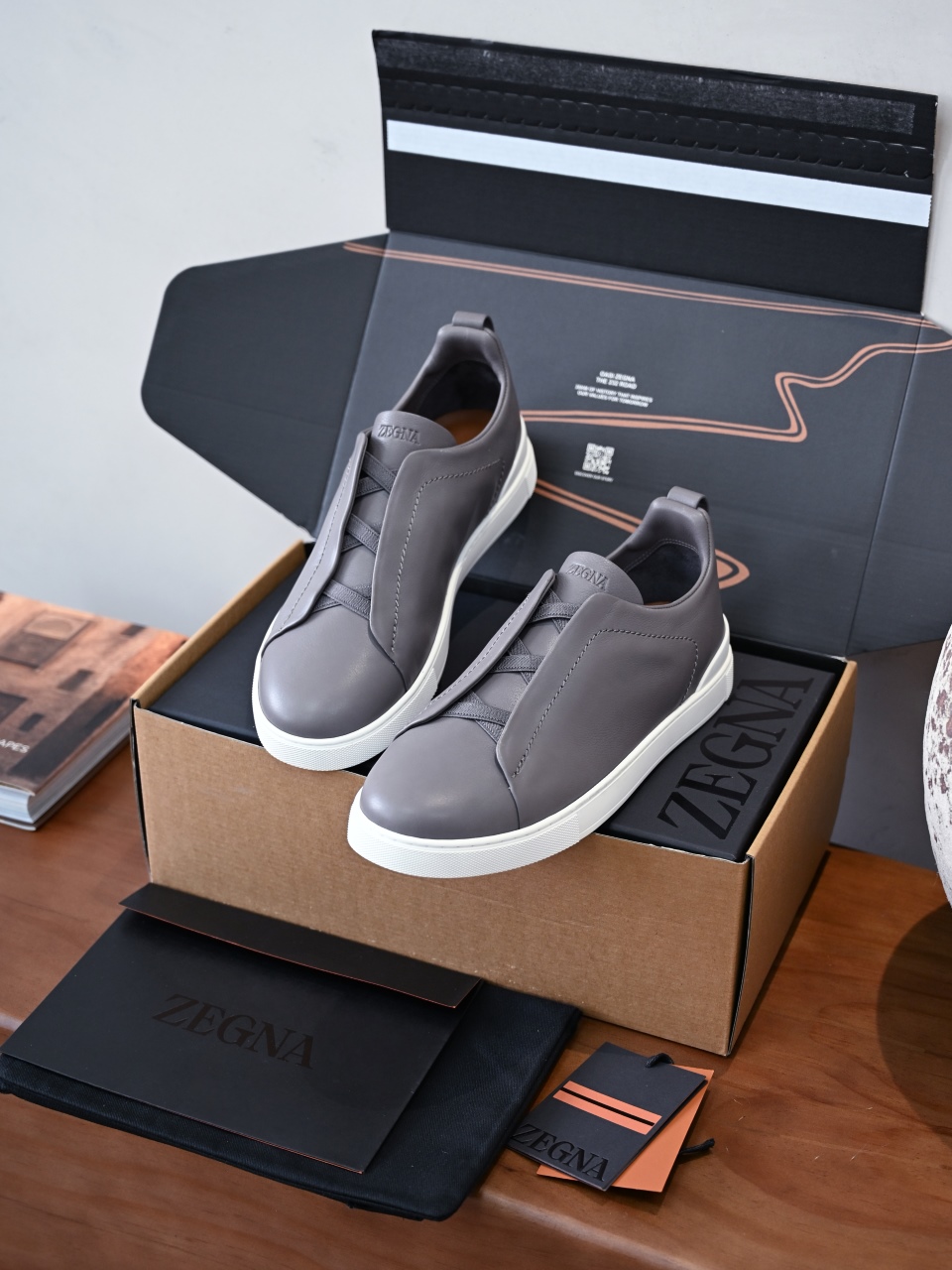 ZE2617 杰尼亚  Zegna Triple -(Smooth Leather) Laceless Sneakers -C0-04-LHOTA-S5207
