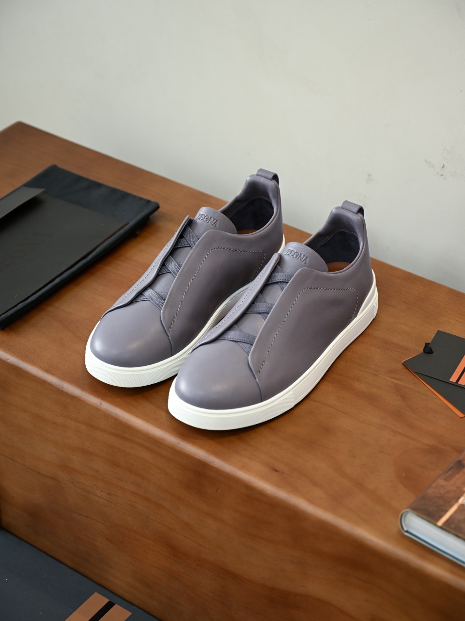 ZE2617 杰尼亚  Zegna Triple -(Smooth Leather) Laceless Sneakers -C0-04-LHOTA-S5207