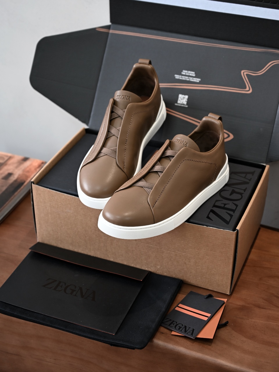 ZE2617 杰尼亚  Zegna Triple -(Smooth Leather) Laceless Sneakers -C0-08-LHOTA-S5207
