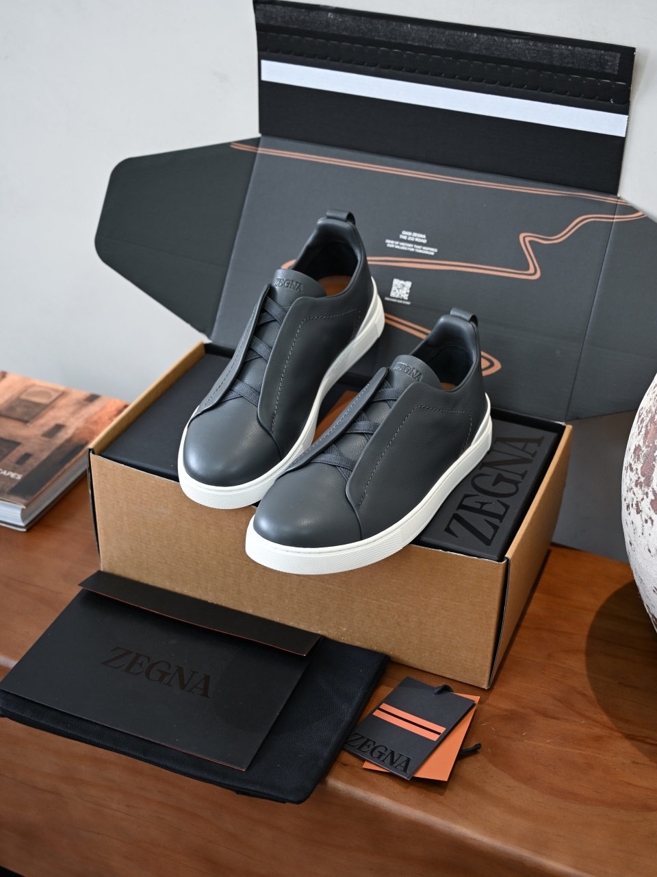 ZE2617 杰尼亚 Zegna Triple -(Smooth Leather) Laceless Sneakers -C0-09-LHOTA-S5207