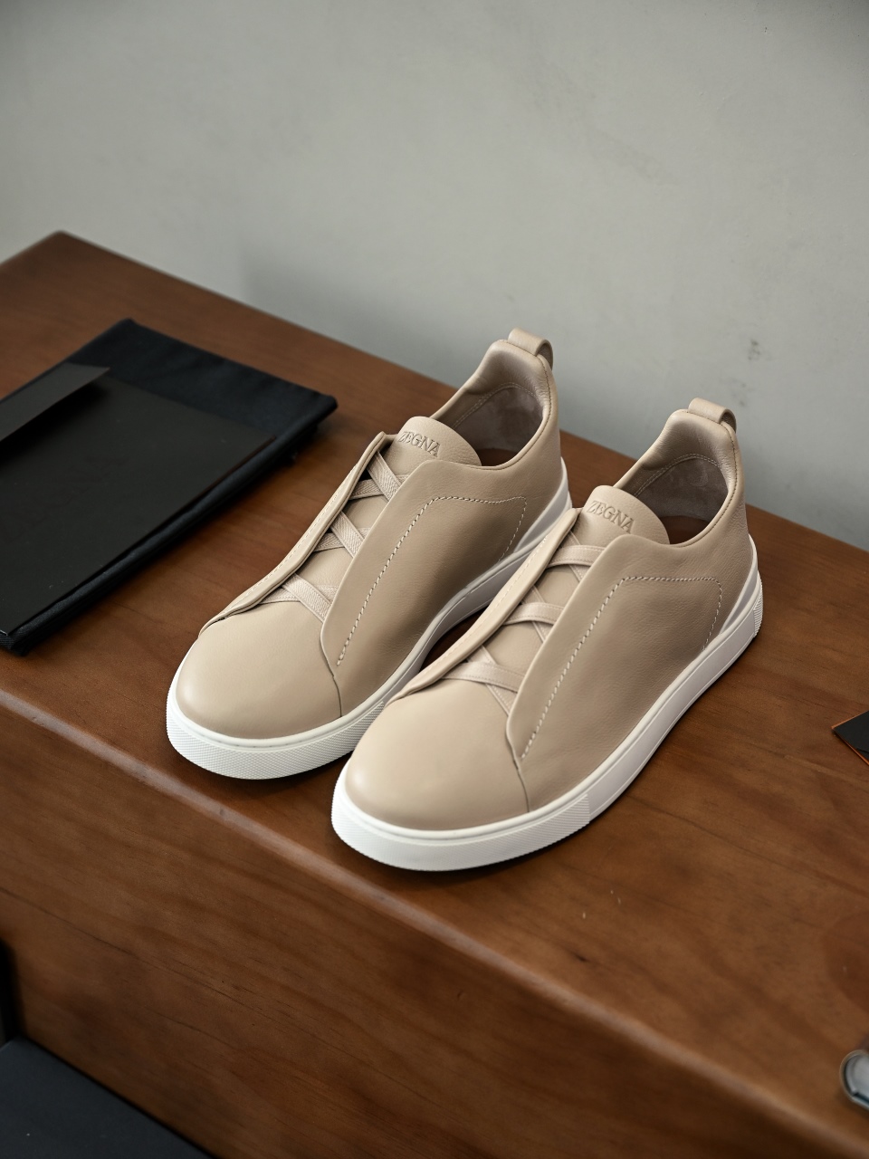 ZE2617 杰尼亚  Zegna Triple -(Smooth Leather) Laceless Sneakers -C0-10-LHOTA-S5207