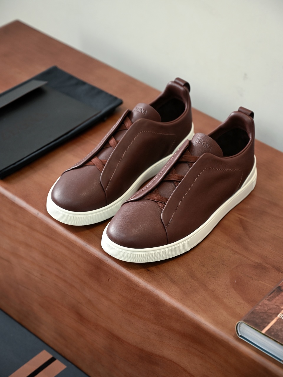 ZE2617 杰尼亚  Zegna Triple -(Smooth Leather) Laceless Sneakers -C0-12-LHOTA-S5207