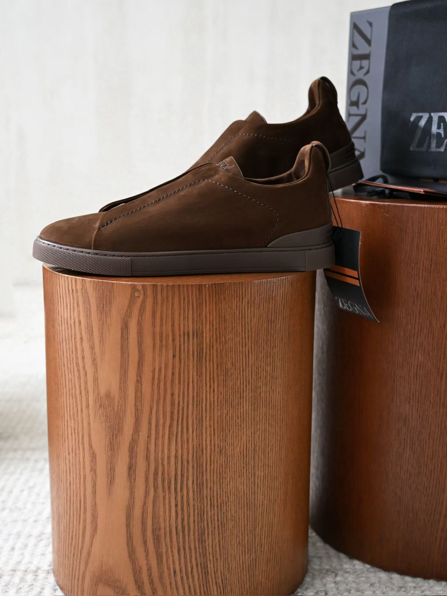 ZE2441-5 杰尼亚 Zegna Triple -(Suede) Laceless Sneakers -C0-LHNBC-S7964Z