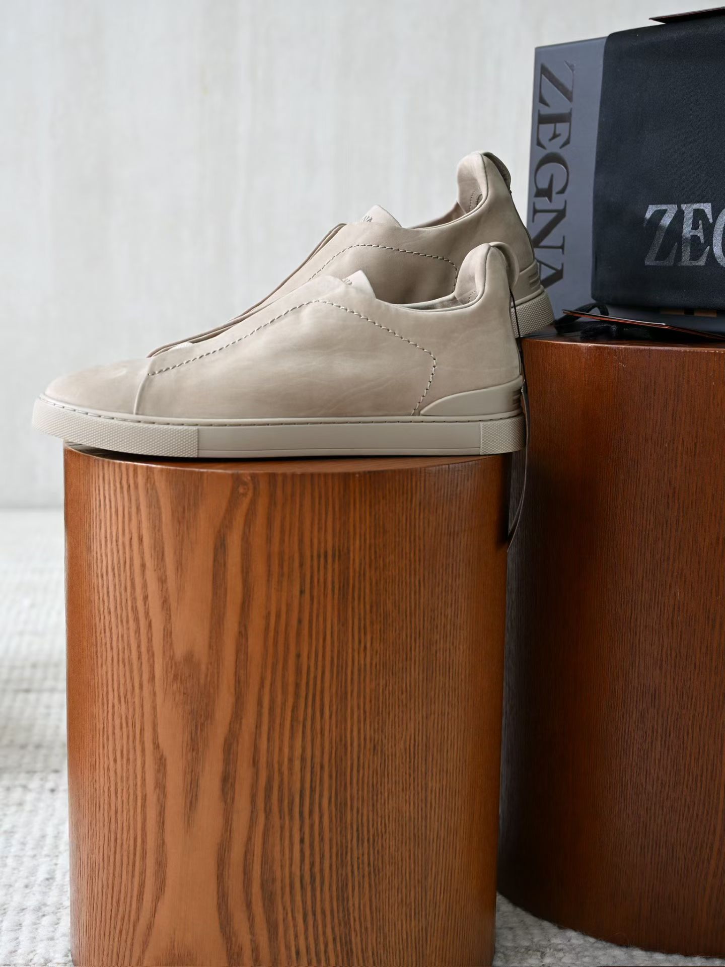 ZE2441-5 杰尼亚 Zegna Triple -(Suede) Laceless Sneakers -C0-LHNBC-S7964Z