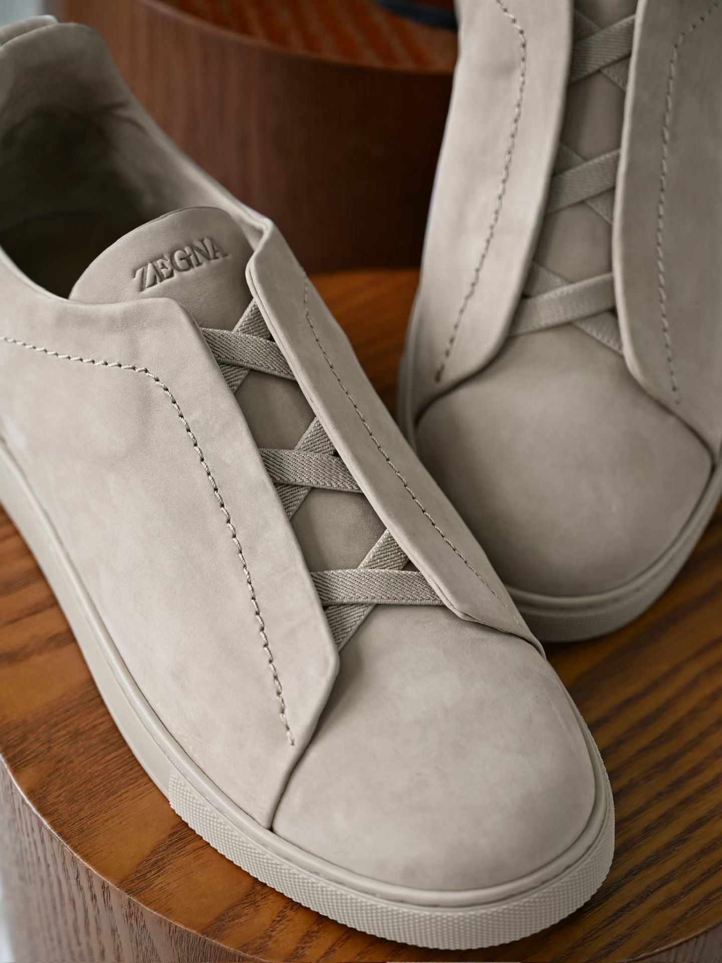 ZE2441-5 杰尼亚 Zegna Triple -(Suede) Laceless Sneakers -C0-LHNBC-S7964Z