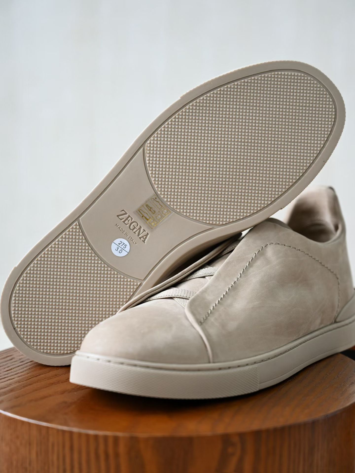 ZE2441-5 杰尼亚 Zegna Triple -(Suede) Laceless Sneakers -C0-LHNBC-S7964Z