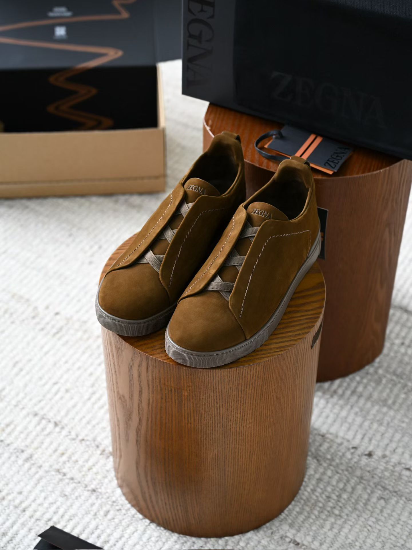 ZE2441-5 杰尼亚 Zegna Triple -(Suede) Laceless Sneakers -C0-LHNBC-S7964Z