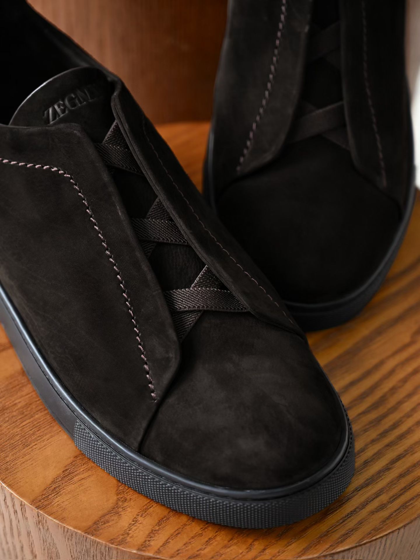 ZE2441-5 杰尼亚 Zegna Triple -(Suede) Laceless Sneakers -C0-LHNBC-S7964Z