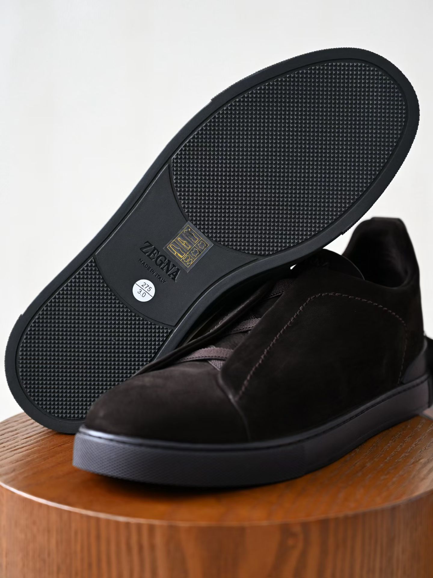 ZE2441-5 杰尼亚 Zegna Triple -(Suede) Laceless Sneakers -C0-LHNBC-S7964Z