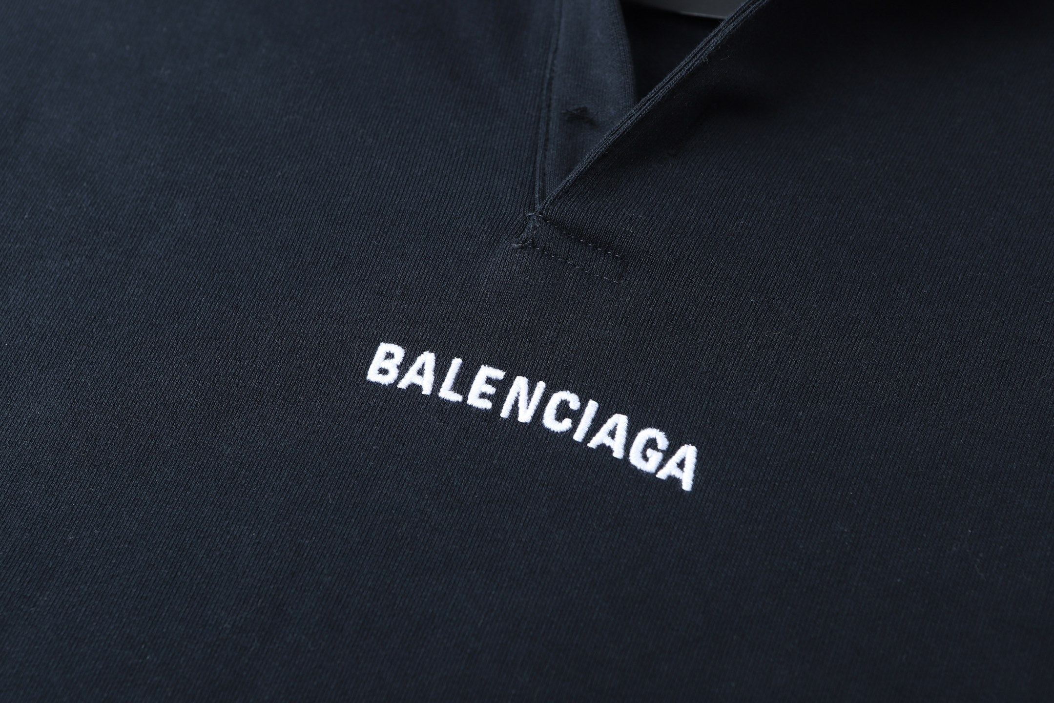Balenciaga 巴黎世家 字母刺绣连帽卫衣 外套 连帽衫 长袖 秋冬 黑色 白色 B0