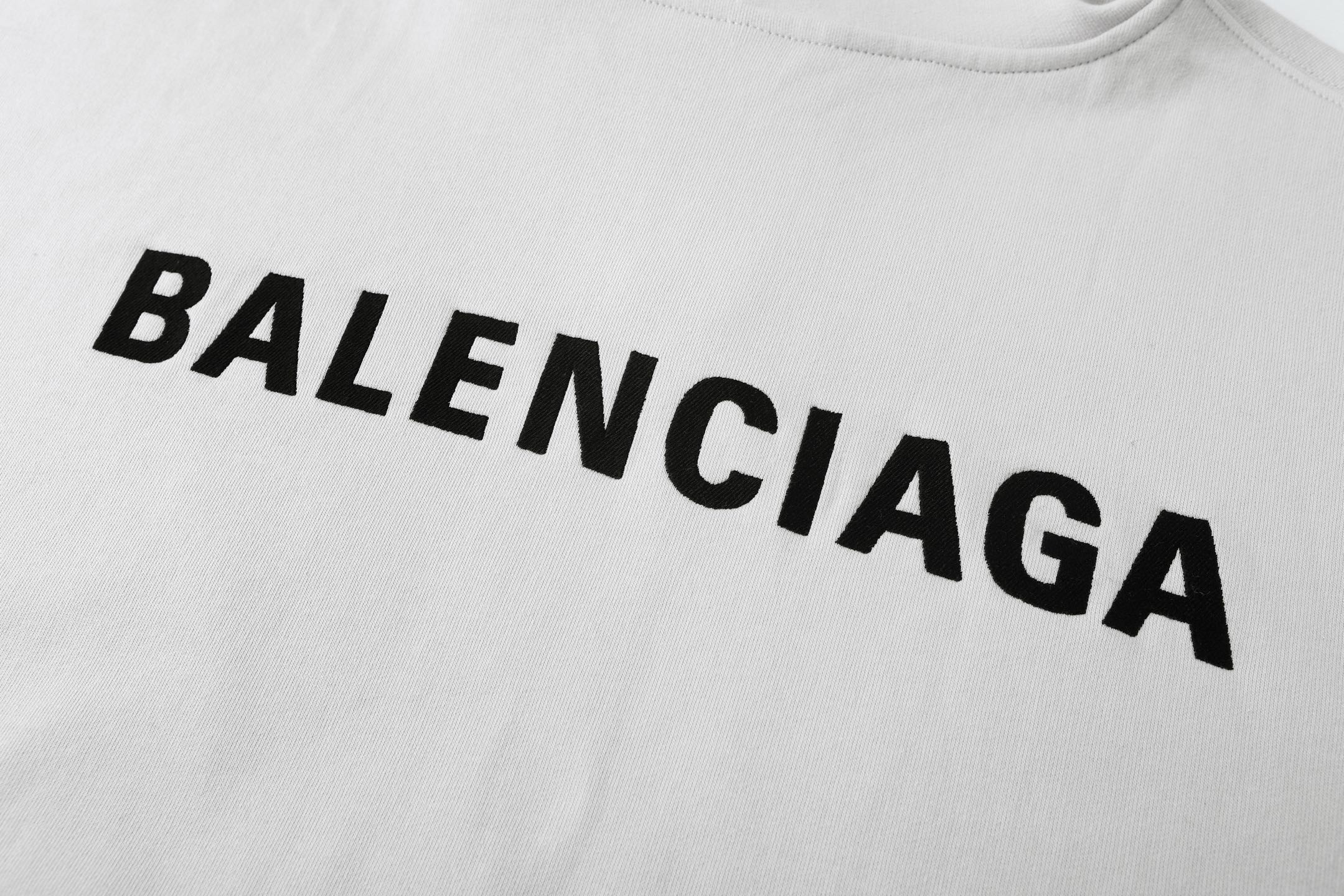 Balenciaga 巴黎世家 字母刺绣连帽卫衣 外套 连帽衫 长袖 秋冬 黑色 白色 B0