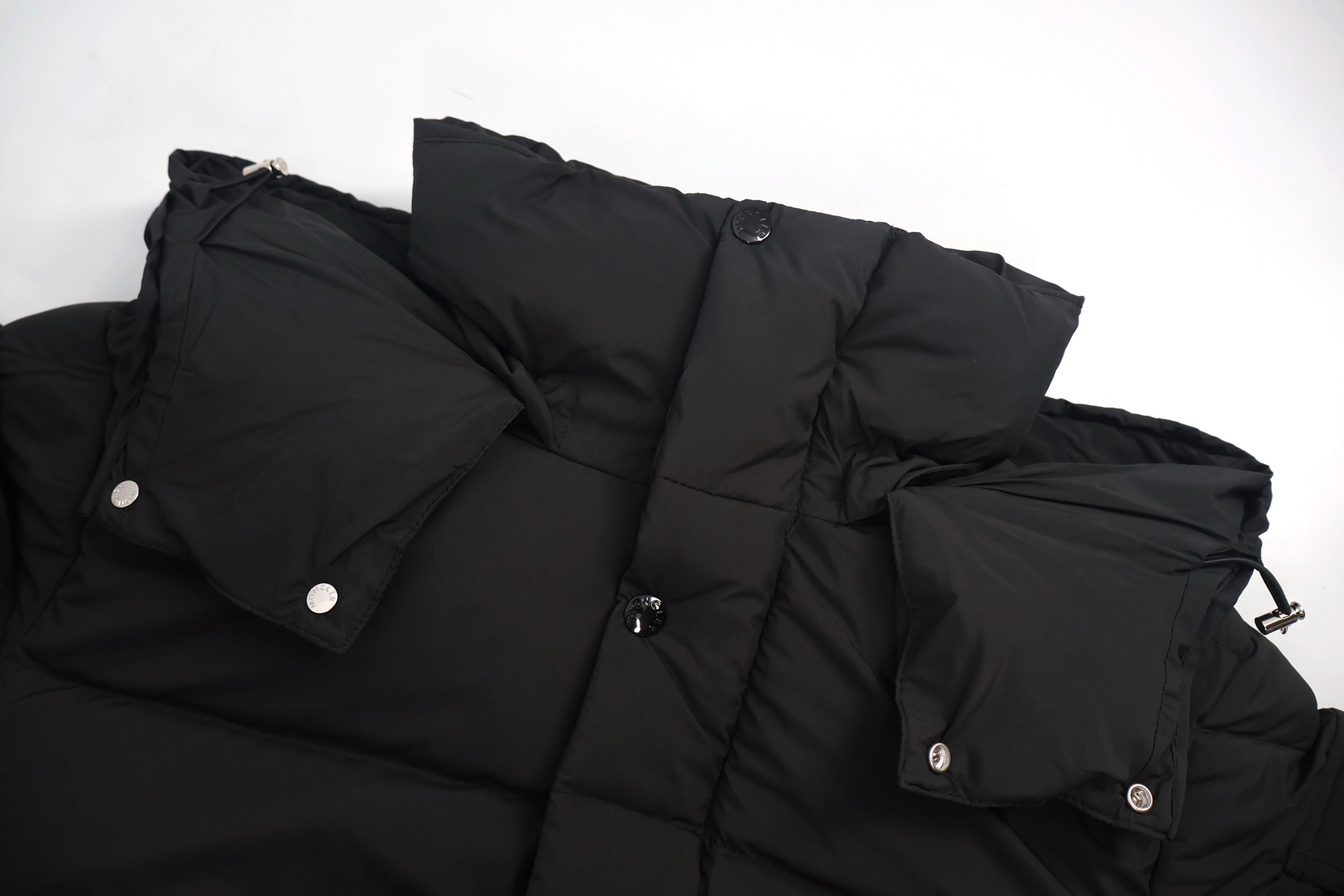 Moncler 蒙口 防风绗缝拉链连帽羽绒服 长款 保暖 外套 夹克 黑色 D0 