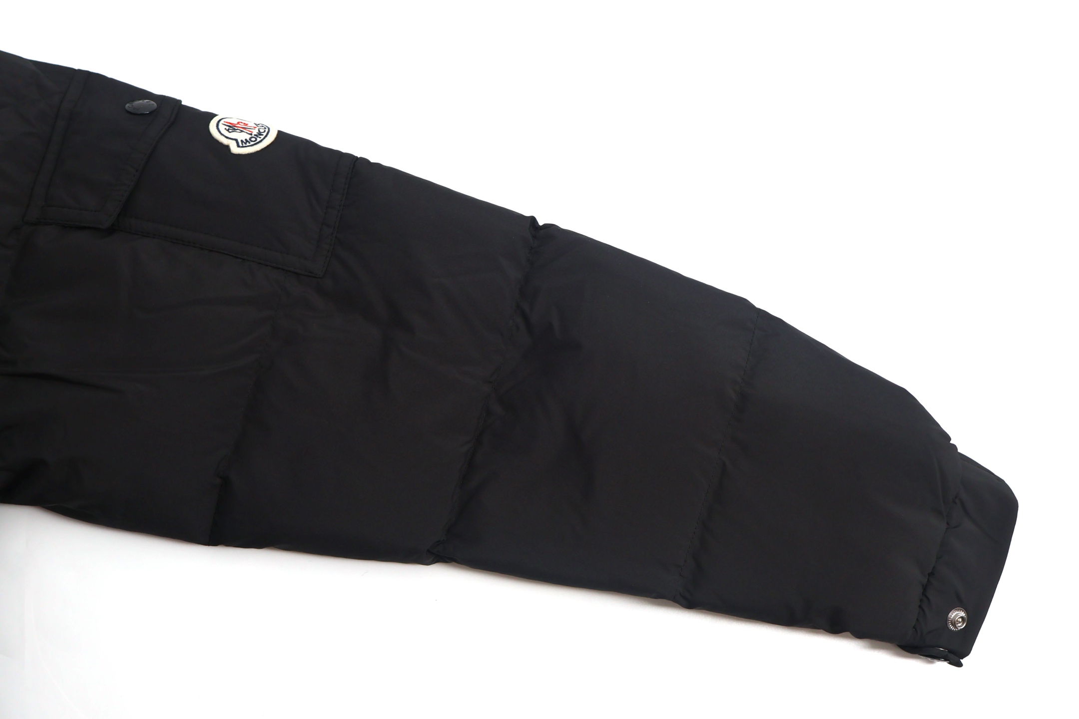 Moncler 蒙口 防风绗缝拉链连帽羽绒服 长款 保暖 外套 夹克 黑色 D0 