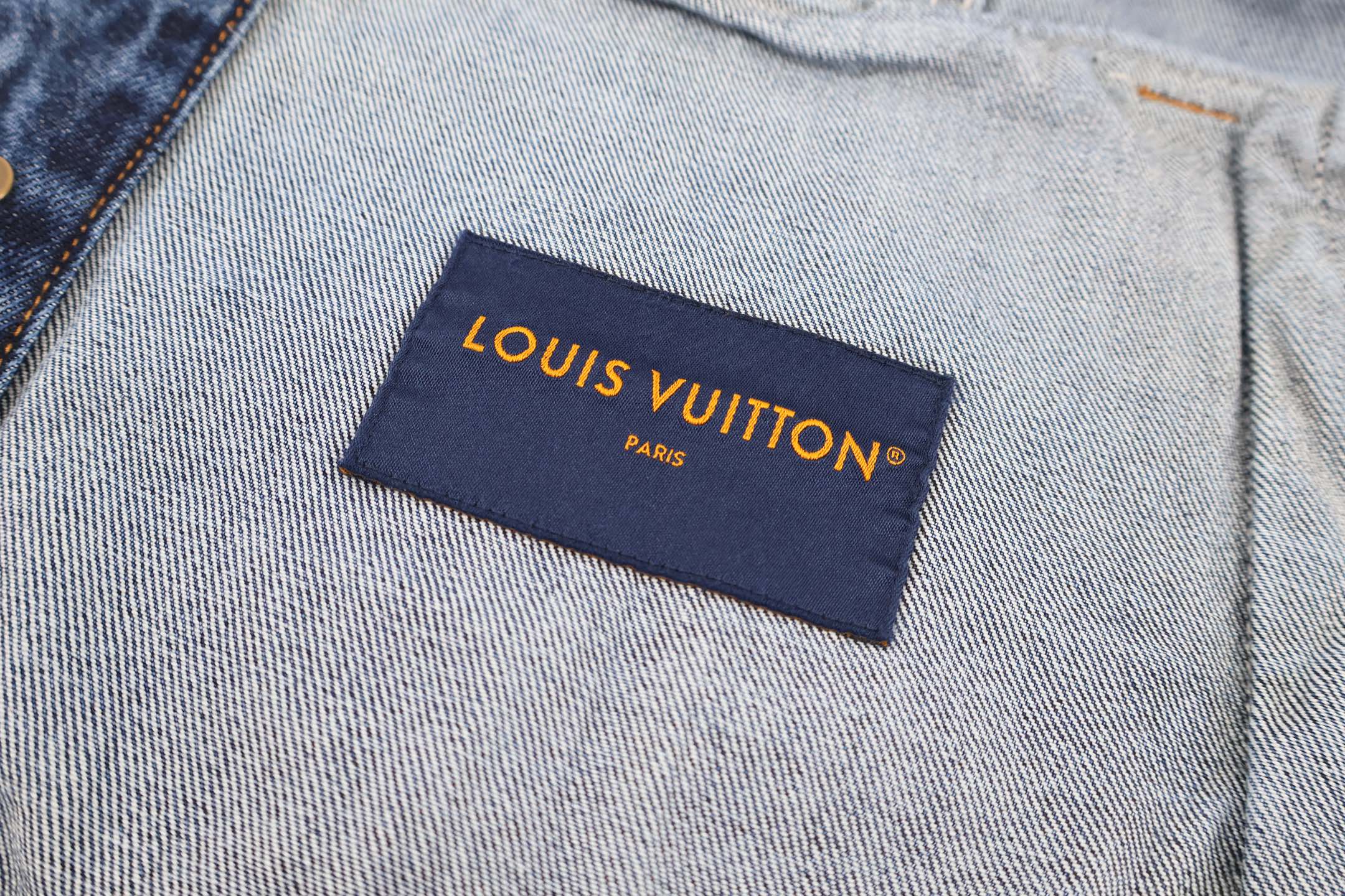 LOUIS VUITTON 路易威登 烫钻刺绣牛仔外套 夹克 牛仔衣 长袖 蓝色 C0 