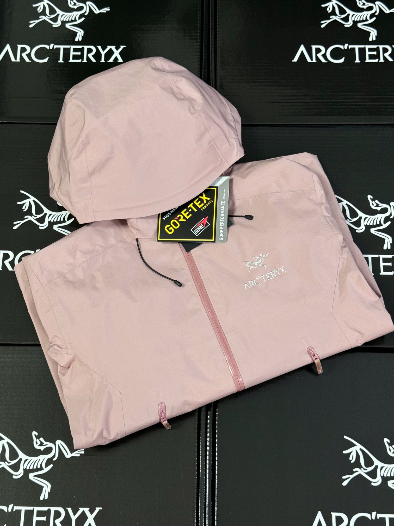 G03 台州 Arcteryx 始祖鸟 BETA LT 硬壳 连帽 冲锋衣 长袖 男款 粉色 B0-26844