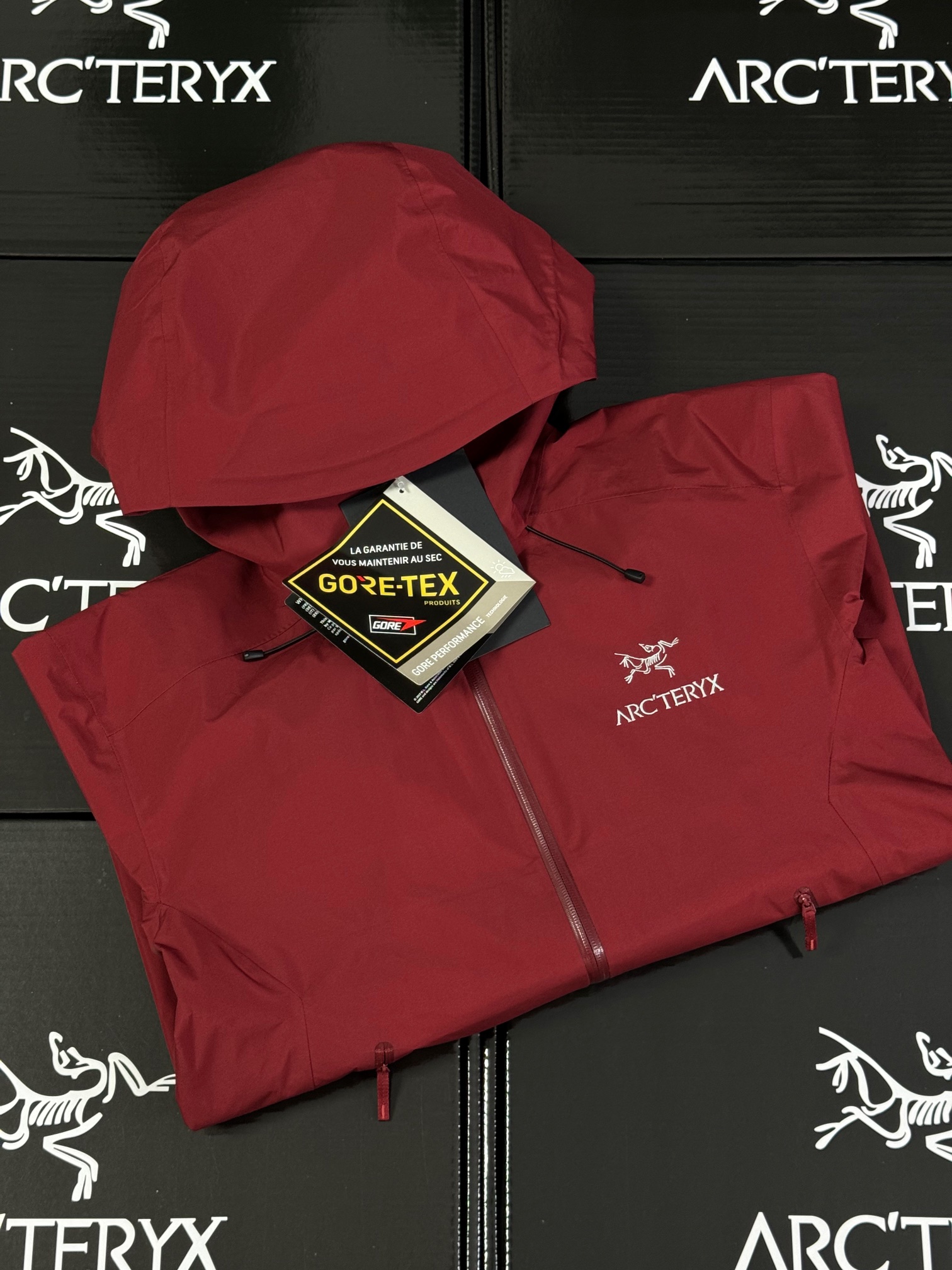 G03 台州 Arcteryx 始祖鸟 BETA LT 硬壳 连帽 冲锋衣 长袖 男款 波尔多红 B0-26844