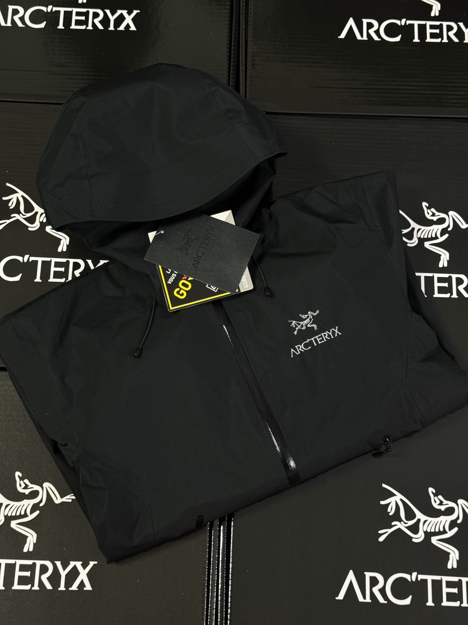 G03 台州 Arcteryx 始祖鸟 BETA LT 硬壳 连帽 冲锋衣 长袖 男款 黑色B0-26844