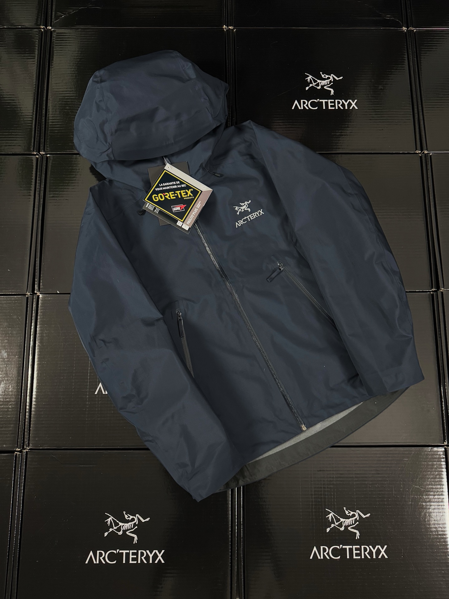 G03台州 Arcteryx 始祖鸟 BETA LT 硬壳 连帽 冲锋衣 长袖 男款 幸运蓝 B0-26844