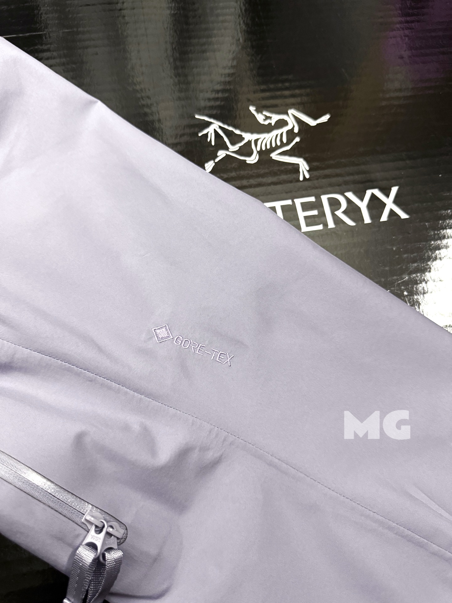 G03台州 Arcteryx 始祖鸟 BETA LT 硬壳 连帽 冲锋衣 长袖 男款 香芋粉 B0-26844