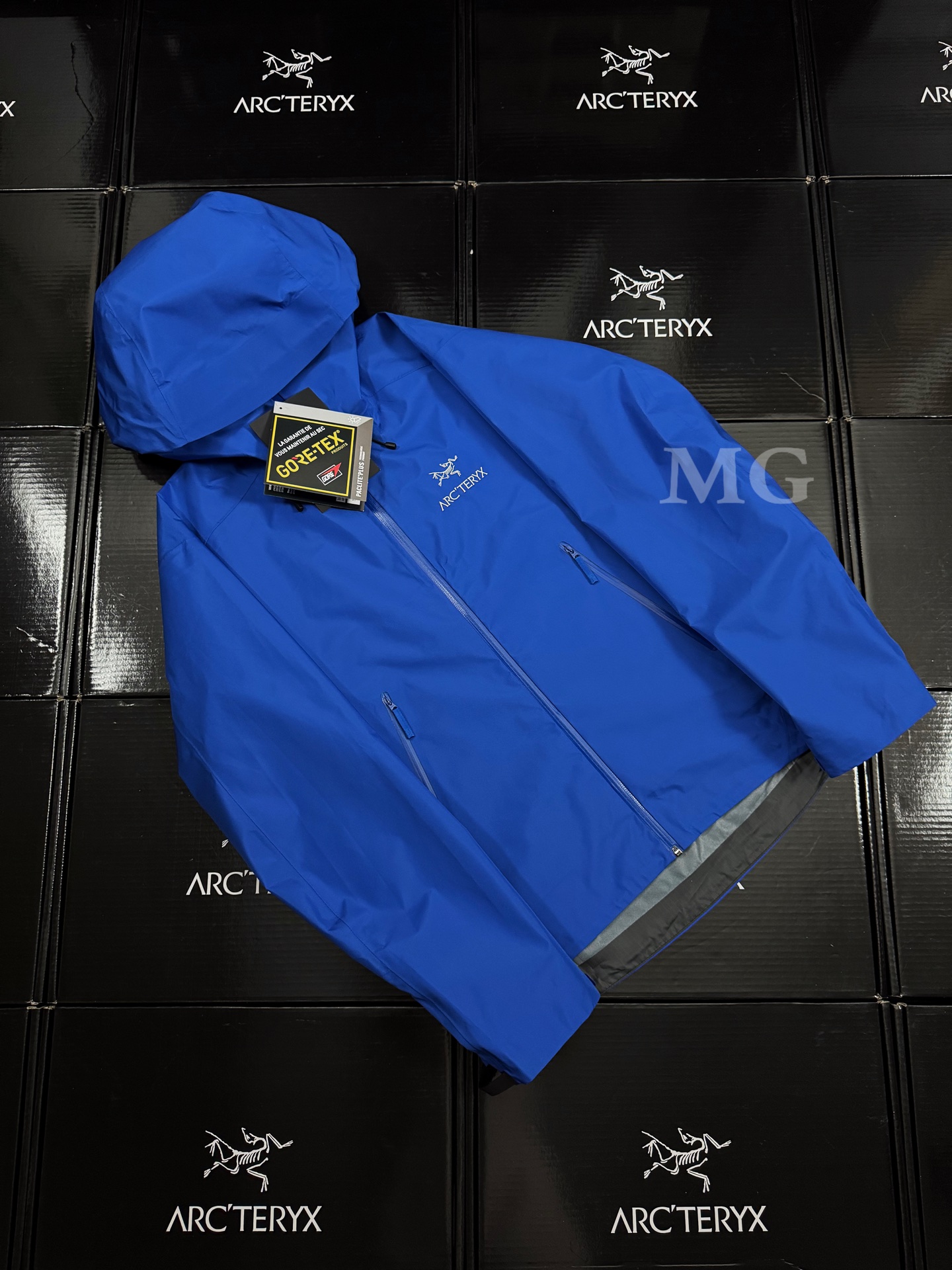 G03台州 Arcteryx 始祖鸟 BETA LT 硬壳 连帽 冲锋衣 长袖 男款 群青蓝 B0-26844