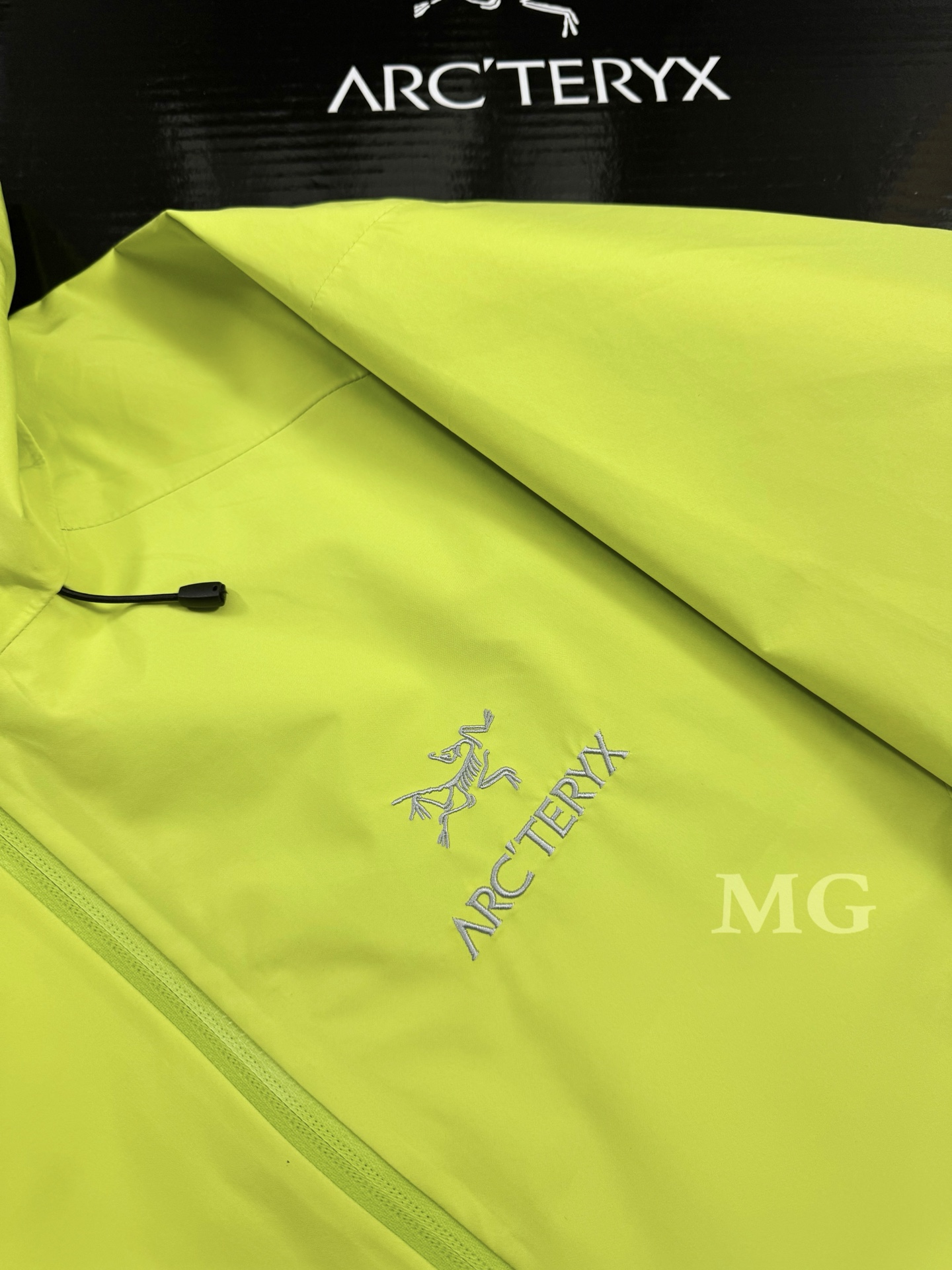 G03台州 Arcteryx 始祖鸟 BETA LT 硬壳 连帽 冲锋衣 长袖 男款 荧光绿 B0-26844