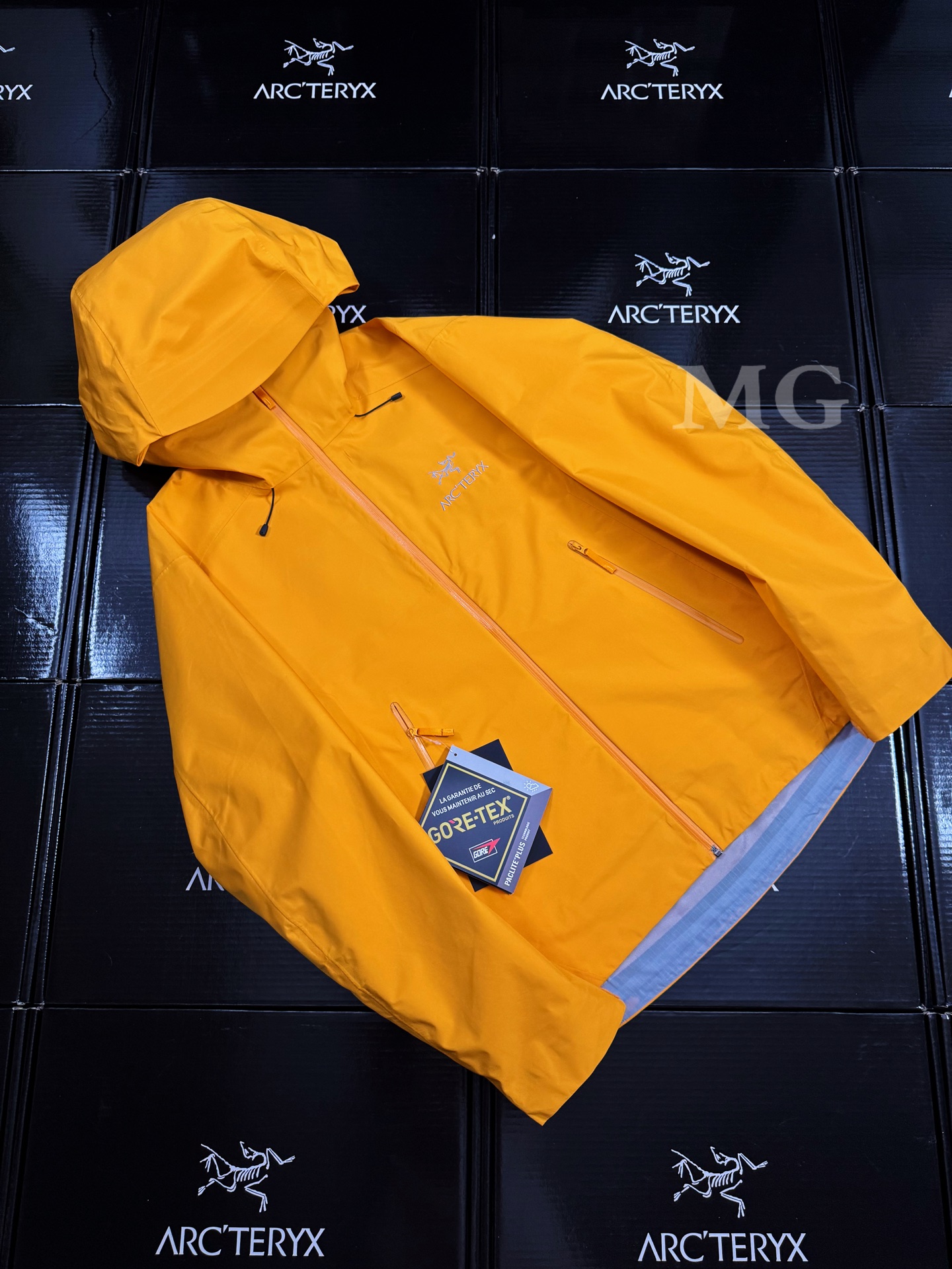 G03台州 Arcteryx 始祖鸟 BETA LT 硬壳 连帽 冲锋衣 长袖 男款 黄色 B0-26844