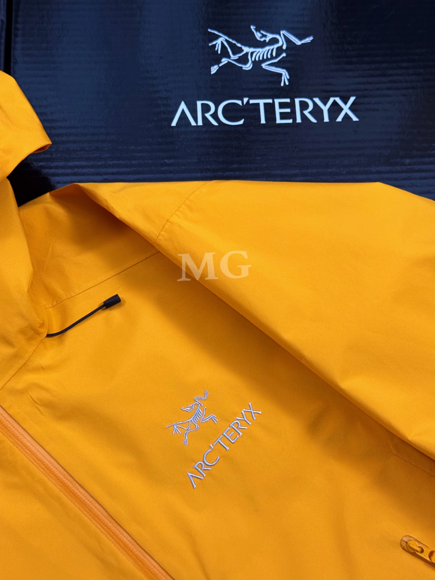 G03台州 Arcteryx 始祖鸟 BETA LT 硬壳 连帽 冲锋衣 长袖 男款 黄色 B0-26844