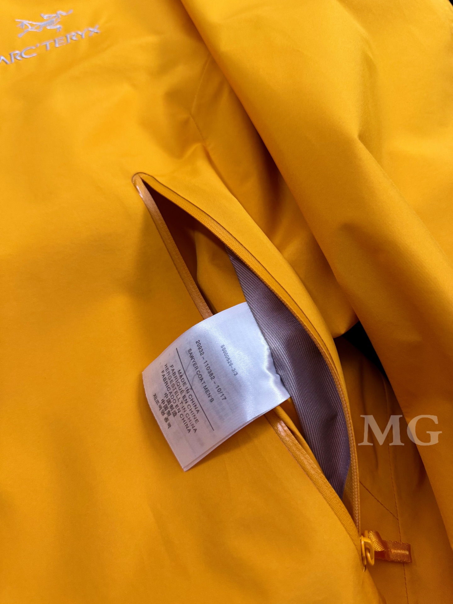 G03台州 Arcteryx 始祖鸟 BETA LT 硬壳 连帽 冲锋衣 长袖 男款 黄色 B0-26844