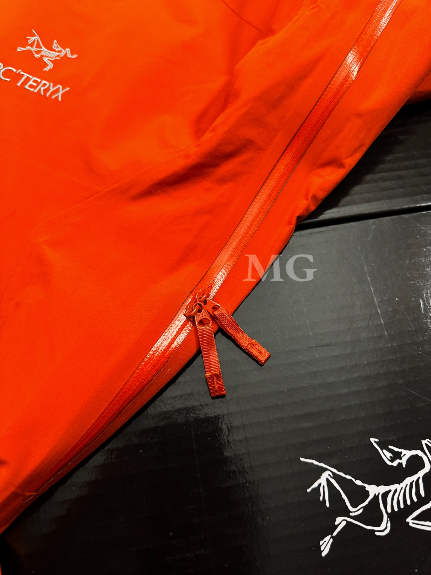 G03台州 Arcteryx 始祖鸟 BETA LT 硬壳 连帽 冲锋衣 长袖 男款 橙色 B0-26844