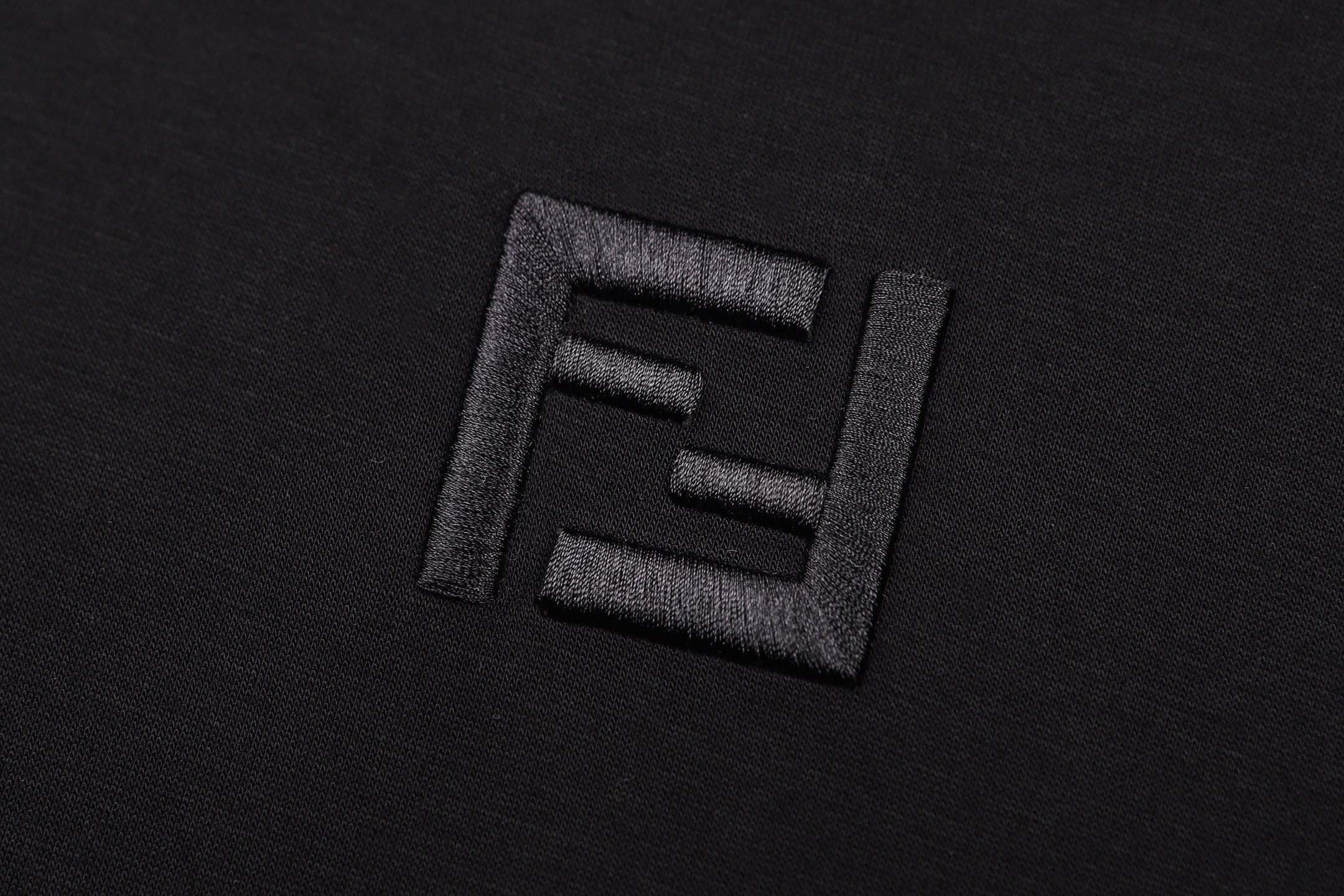 FENDI 芬迪 FF刺绣连帽卫衣 连帽衫 外套 长袖 秋冬 黑色 B0