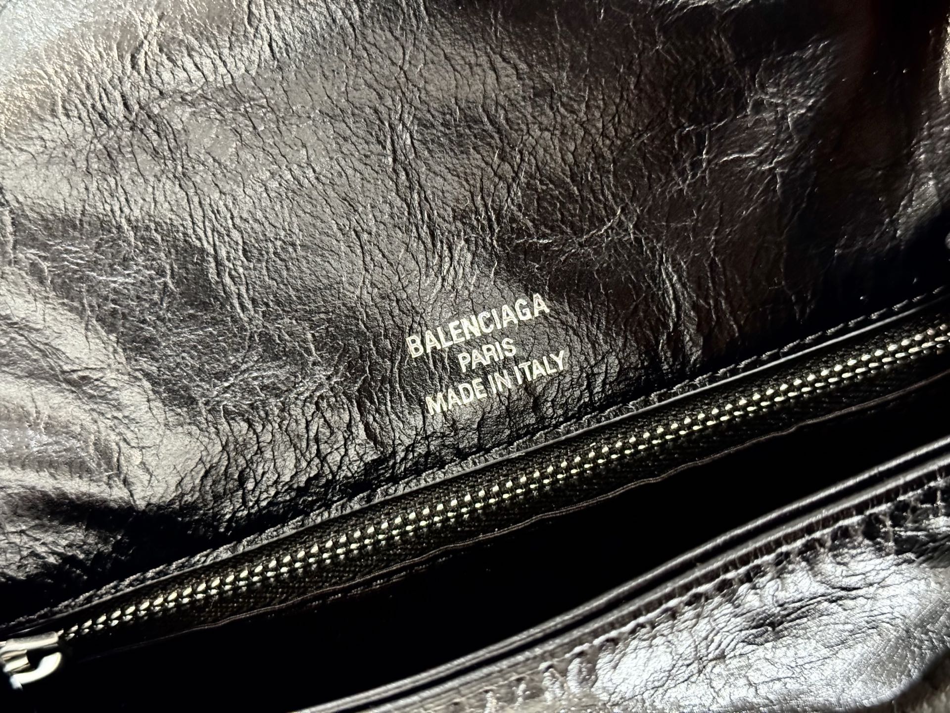 36CM/29cm  巴黎世家 单肩斜跨 Balenciag BB Soft (Crossbody/Shoulder) Cowhide – Black 7484882AAI41000