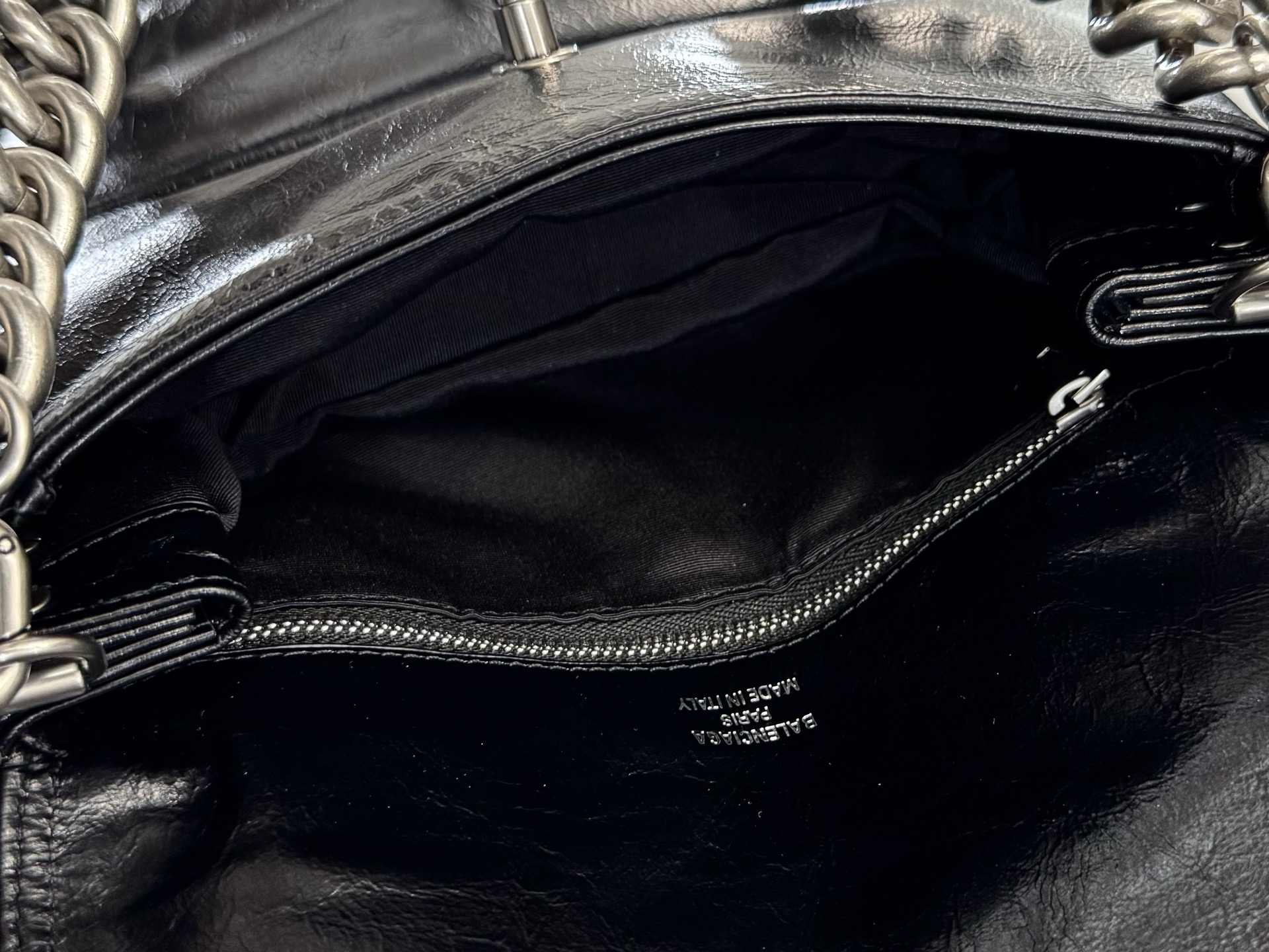 36CM/29cm  巴黎世家 单肩斜跨 Balenciag BB Soft (Crossbody/Shoulder) Cowhide – Black 7484882AAI41000