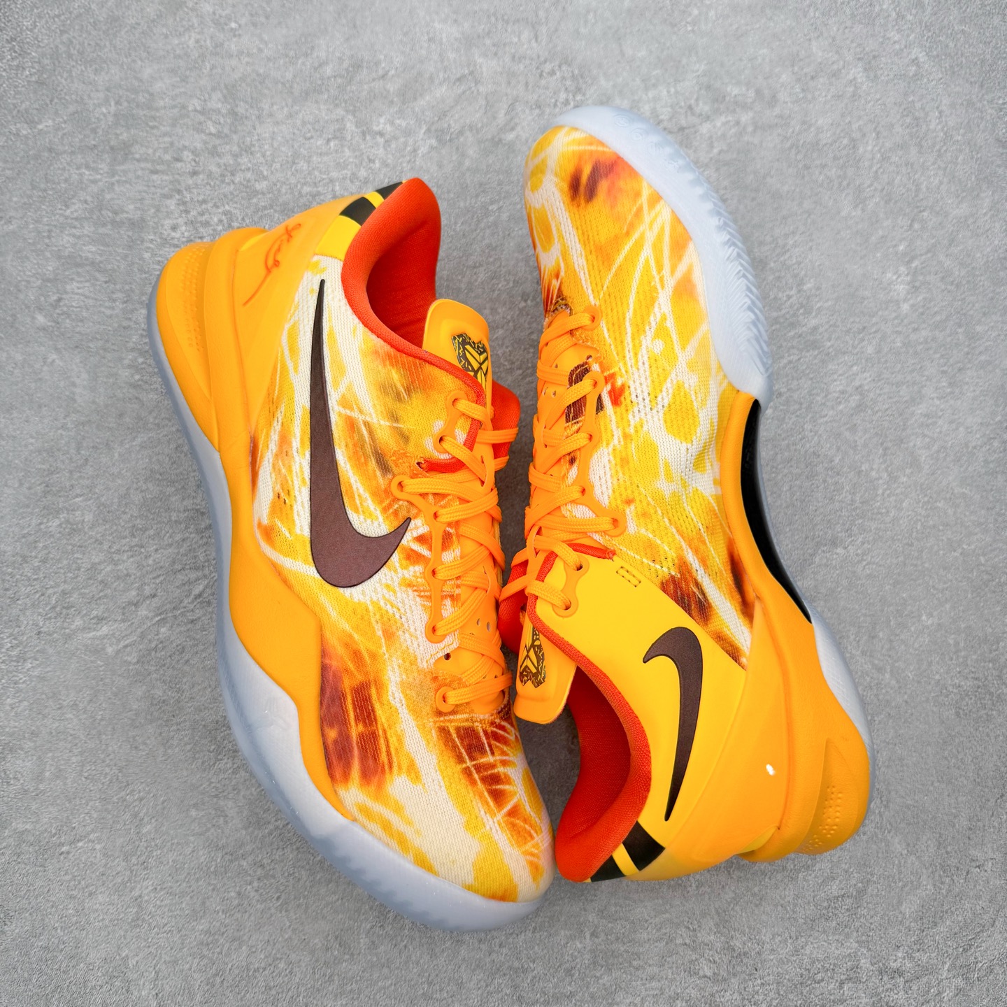 GX Kobe 8 Shanghai Fireworks 科比8 低筒  全掌LUNARLON 鞋墊 籃球鞋 實戰鞋 球鞋 男鞋 波鞋  上海烟花IO6259-800