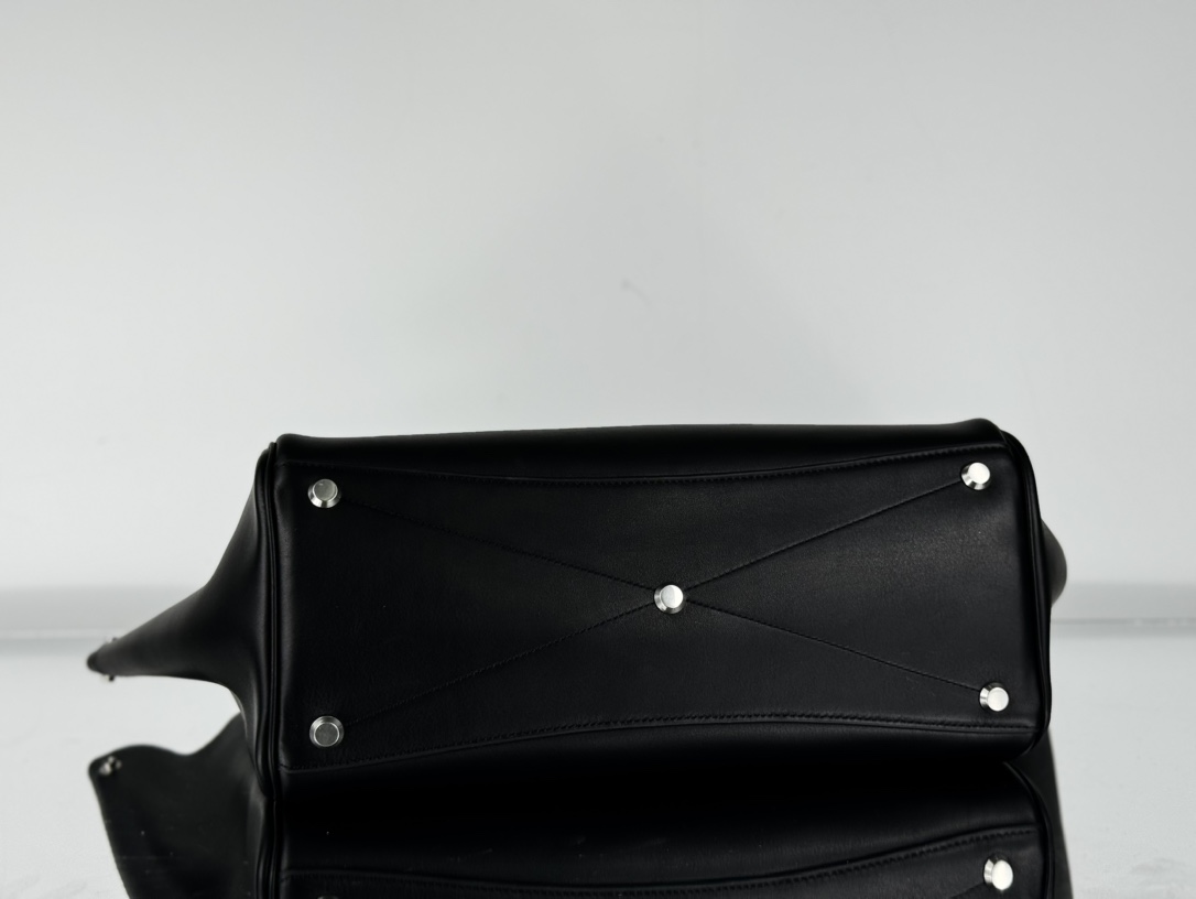 37CM-middle 巴黎世家 单肩斜跨 Balenciag Bel Air  (Crossbody/Shoulder) Cowhide Tote – Black 8054812ABAV1000