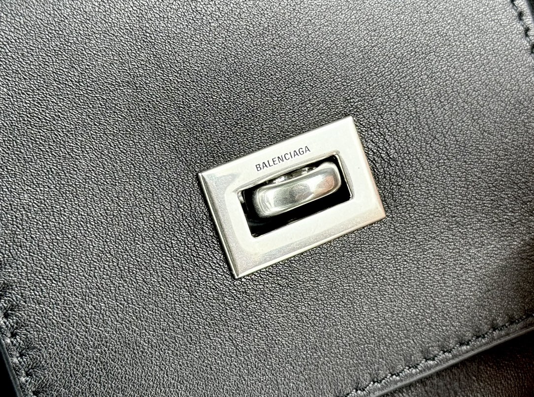 37CM-middle 巴黎世家 单肩斜跨 Balenciag Bel Air  (Crossbody/Shoulder) Cowhide Tote – Black 8054812ABAV1000