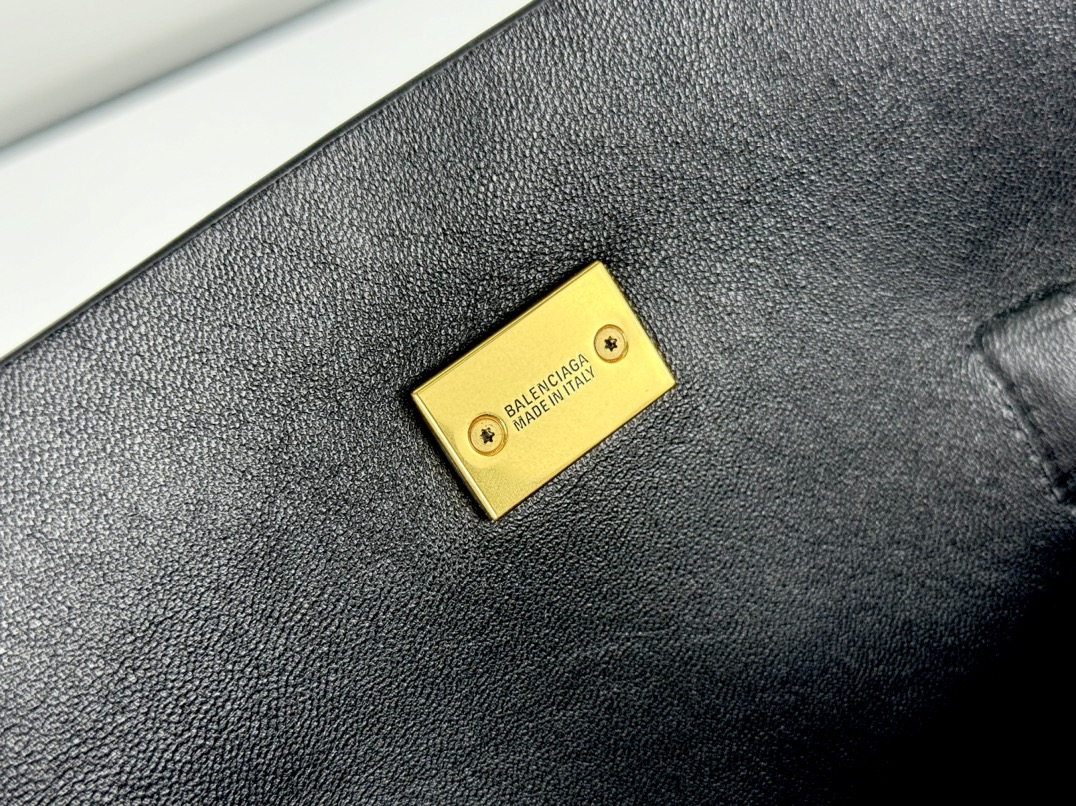37CM-middle 巴黎世家 单肩斜跨 Balenciag Bel Air  (Crossbody/Shoulder) Cowhide Tote – Black 8054812ABAV1000