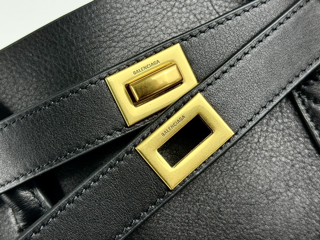 37CM-middle 巴黎世家 单肩斜跨 Balenciag Bel Air  (Crossbody/Shoulder) Cowhide Tote – Black 8054812ABAV1000