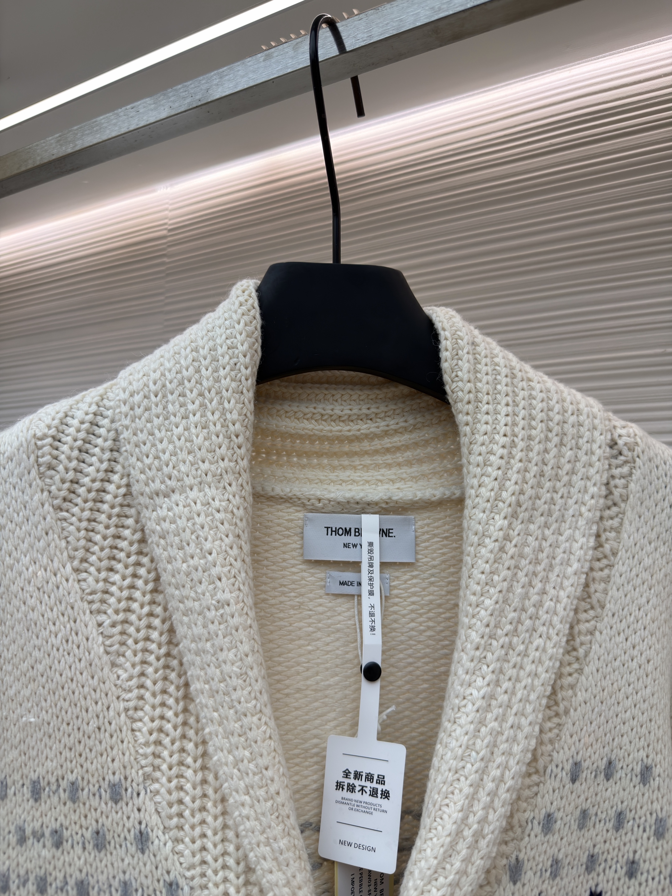 THOM BROWNE 费尔岛条纹V领针织开衫 毛衣 针织衫 外套 长袖 C0