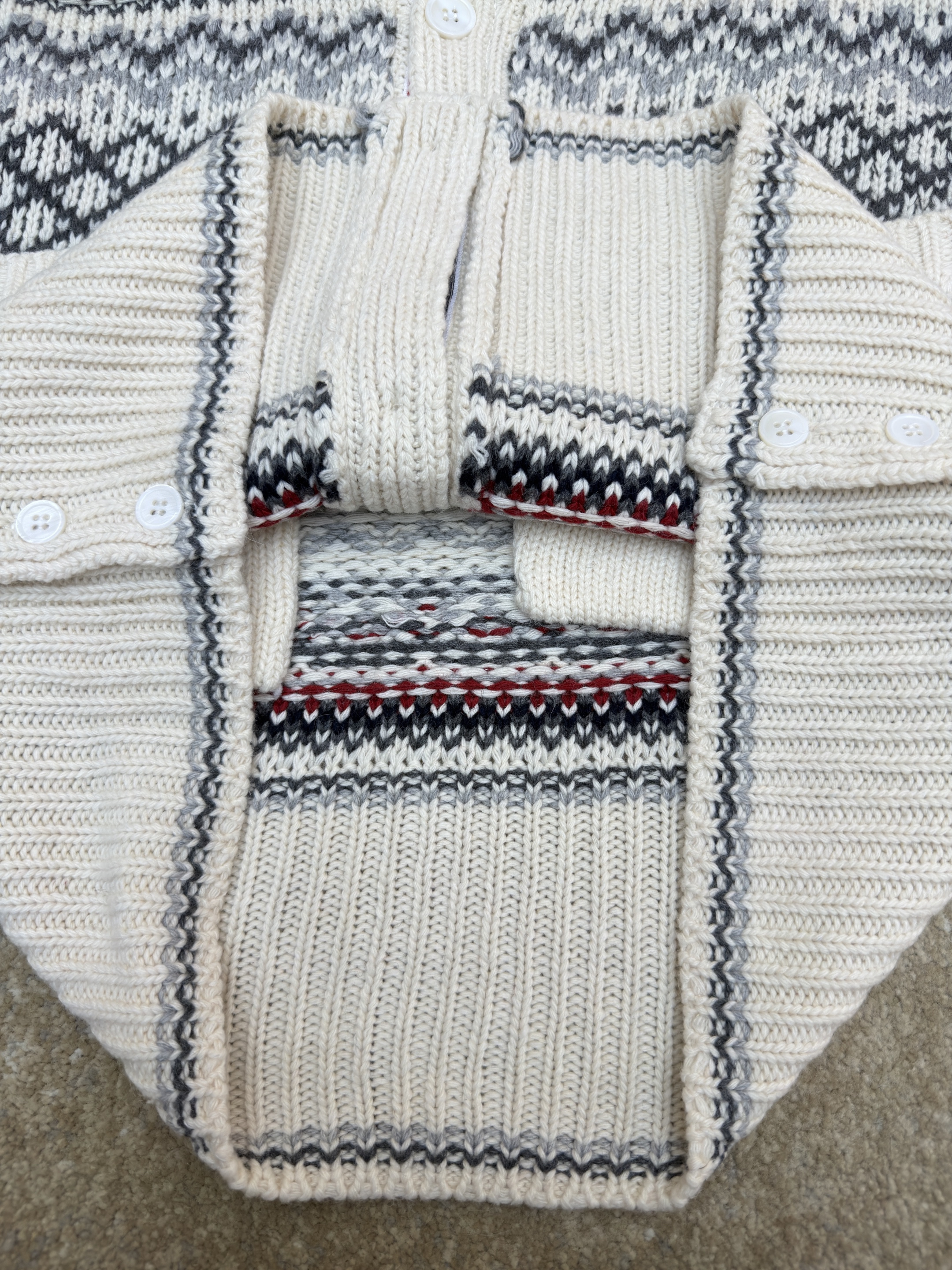 THOM BROWNE 费尔岛条纹V领针织开衫 毛衣 针织衫 外套 长袖 C0