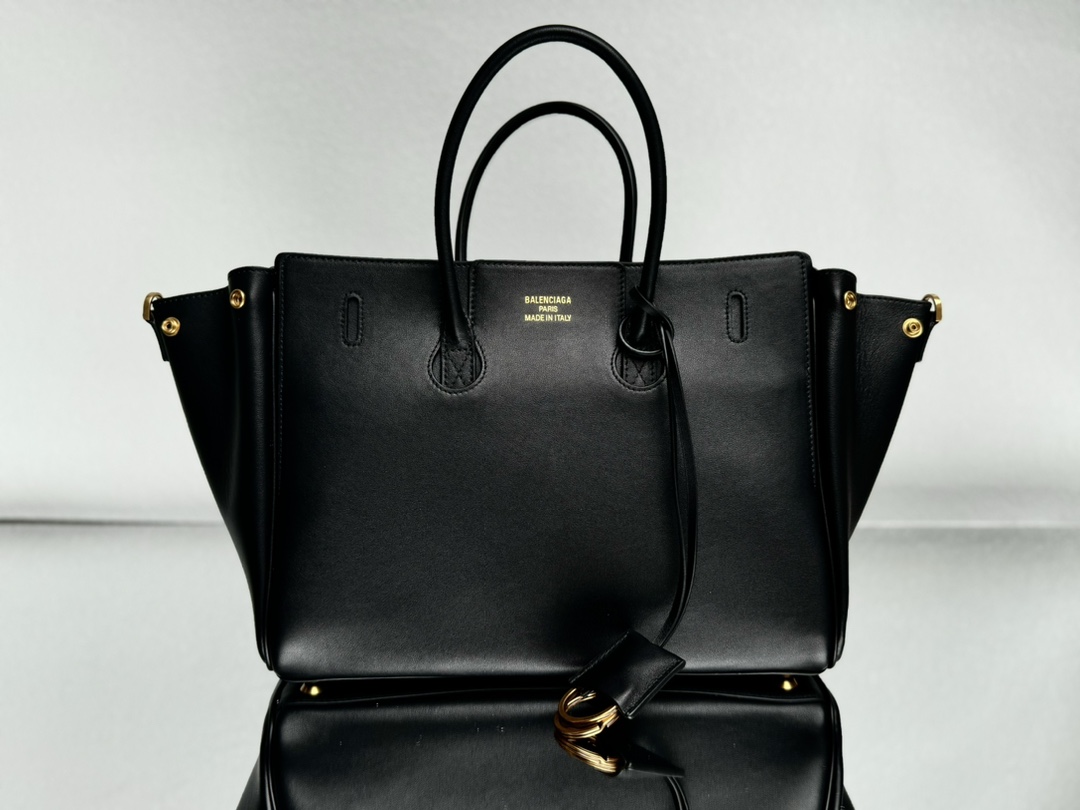 29CM-小号 巴黎世家 单肩斜跨 Balenciag Bel Air  (Crossbody/Shoulder) Cowhide Tote – Black 8356892ABAW1000