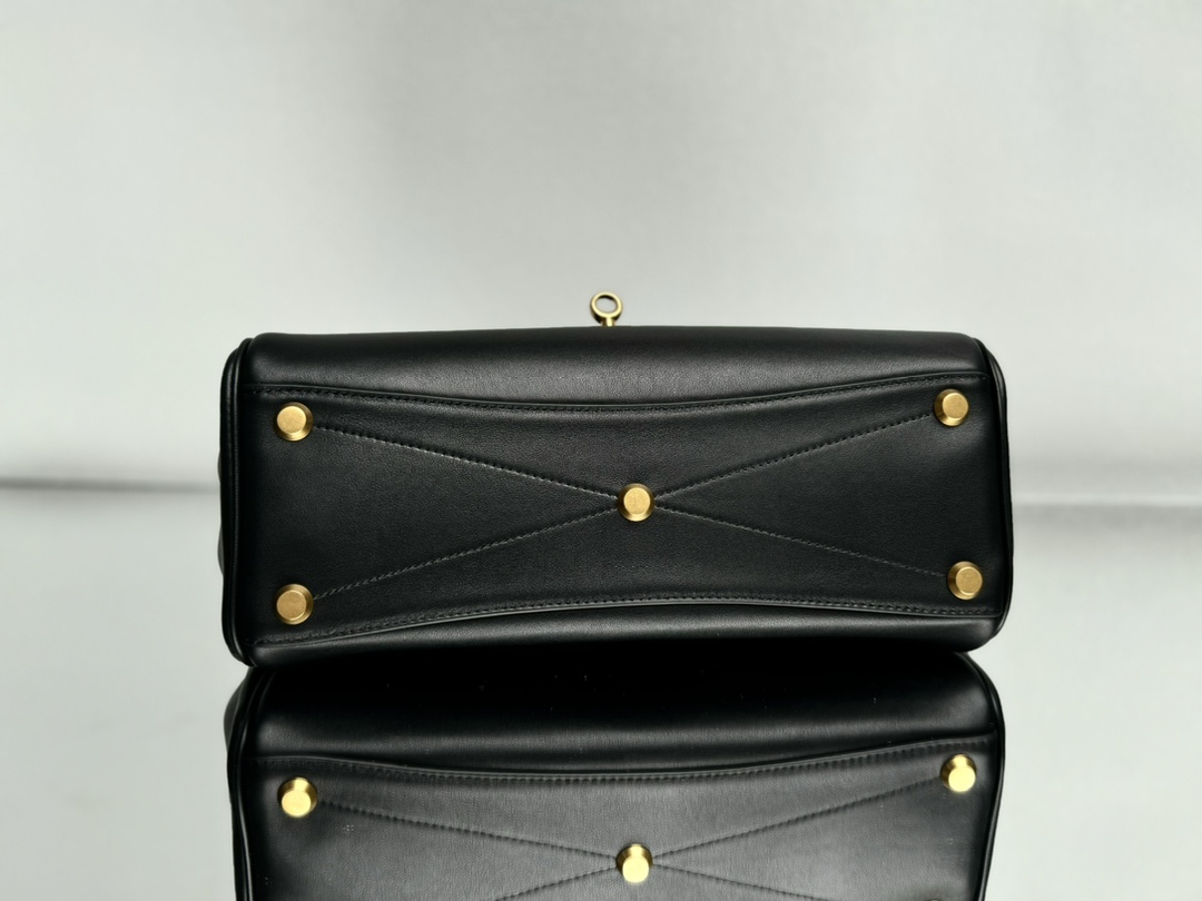 29CM-小号 巴黎世家 单肩斜跨 Balenciag Bel Air  (Crossbody/Shoulder) Cowhide Tote – Black 8356892ABAW1000