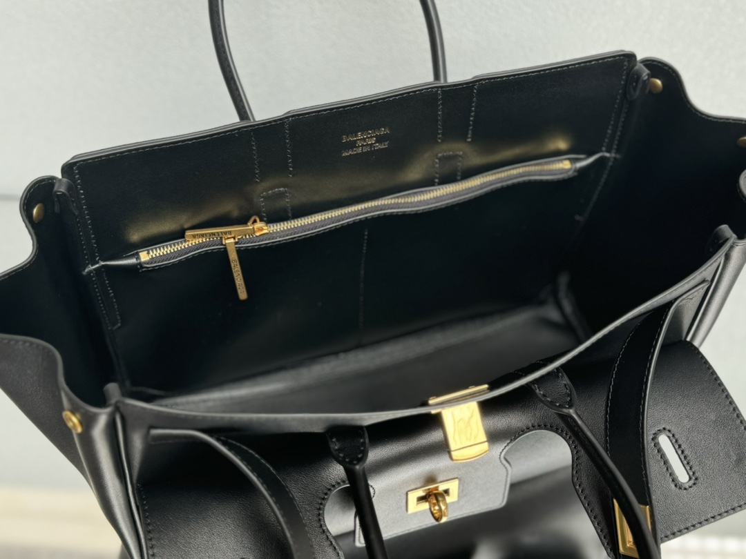 29CM-小号 巴黎世家 单肩斜跨 Balenciag Bel Air  (Crossbody/Shoulder) Cowhide Tote – Black 8356892ABAW1000