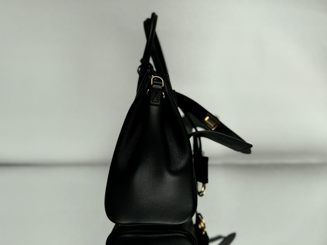 29CM-小号 巴黎世家 单肩斜跨 Balenciag Bel Air  (Crossbody/Shoulder) Cowhide Tote – Black 8356892ABAW1000