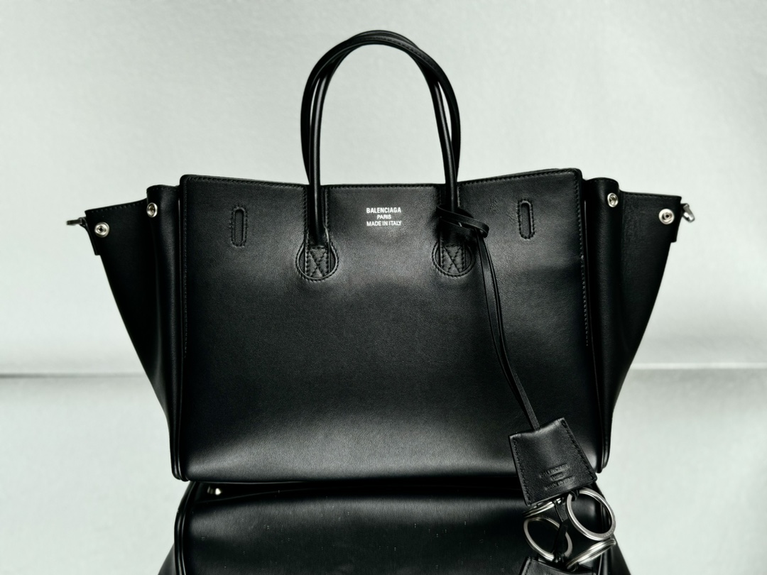 29CM-小号 巴黎世家 单肩斜跨 Balenciag Bel Air  (Crossbody/Shoulder) Cowhide Tote – Black 8356892ABAW1000