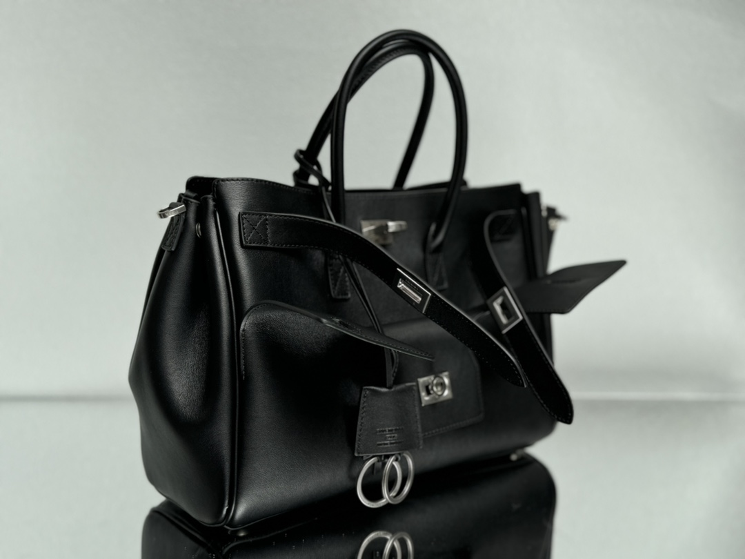 29CM-小号 巴黎世家 单肩斜跨 Balenciag Bel Air  (Crossbody/Shoulder) Cowhide Tote – Black 8356892ABAW1000