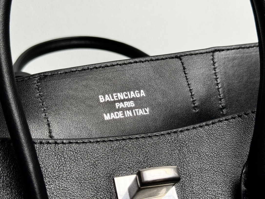 29CM-小号 巴黎世家 单肩斜跨 Balenciag Bel Air  (Crossbody/Shoulder) Cowhide Tote – Black 8356892ABAW1000