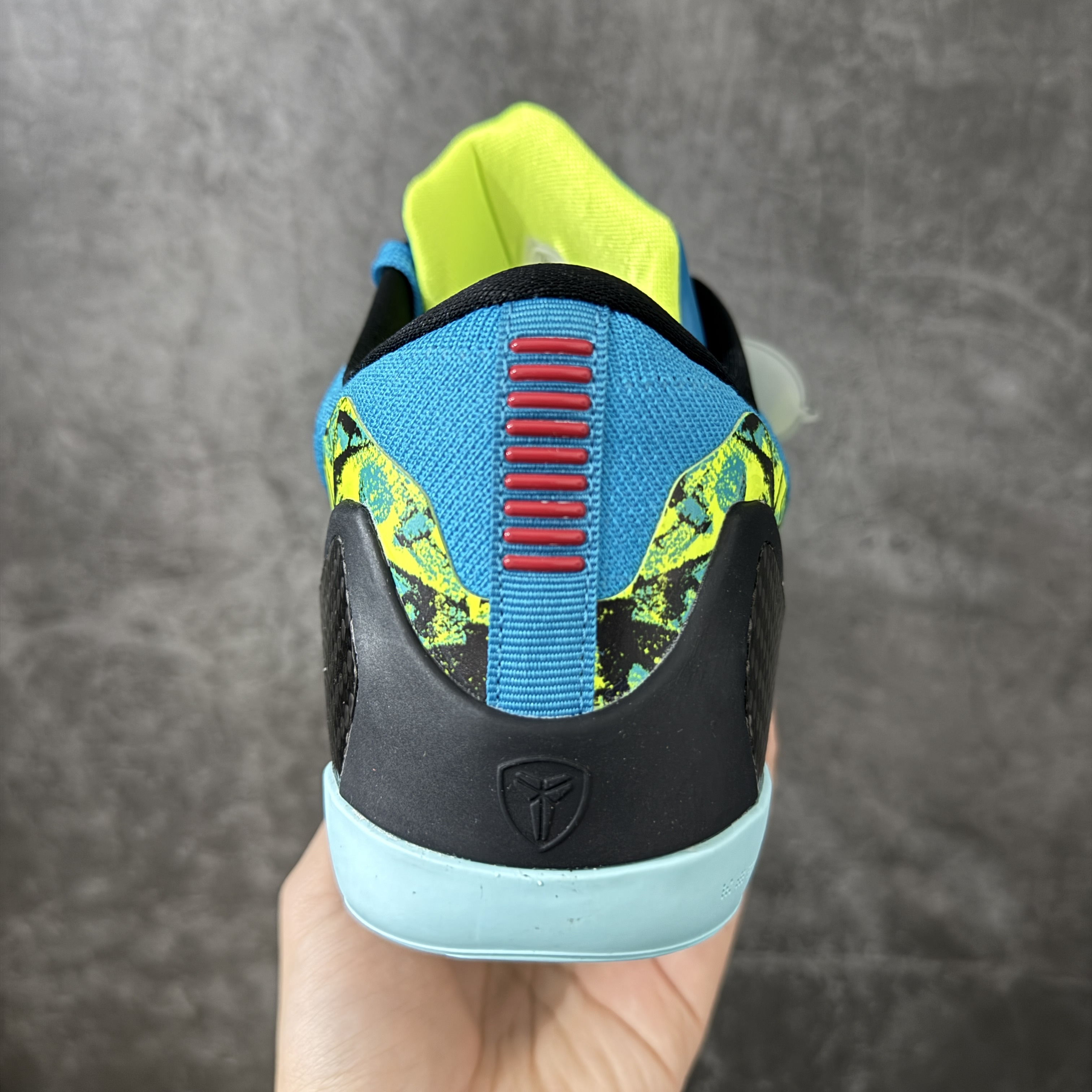 灭世 KOBE 9  low 低筒 篮球鞋 实战鞋 球鞋 男鞋 波鞋  蓝色 IO3673-400